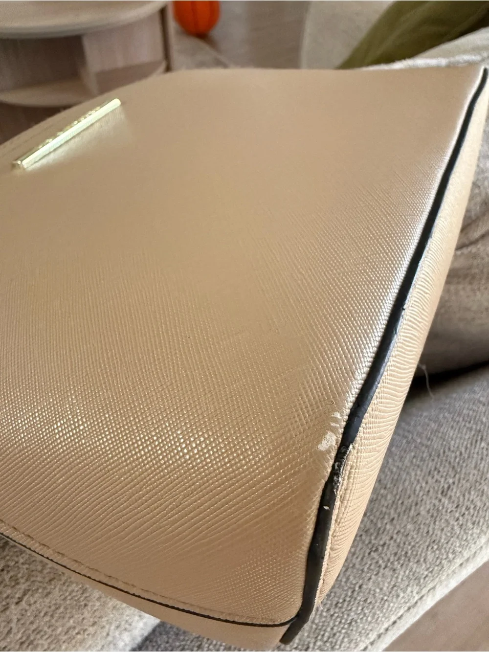 Steve Madden Tan Crossbody with Gold Chain